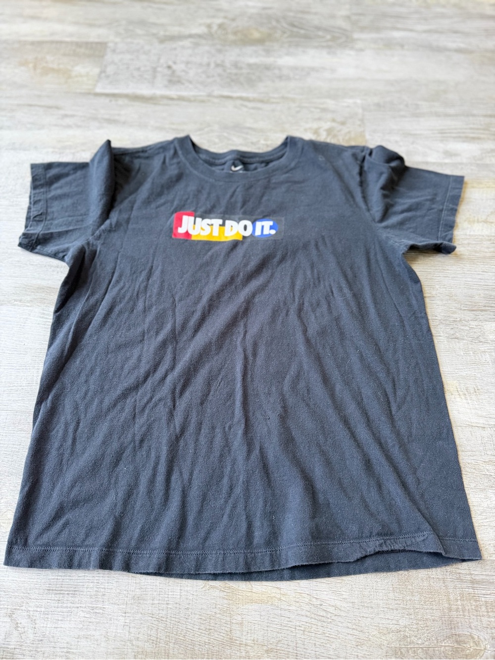 Nike “Just Do It” Graphic Tee Black Multicolor Logo Short Sleeve Men’s Medium